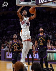 KD dunking against Lakers