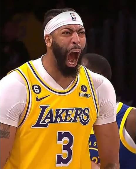 AD pumped up after scoring for Lakers
